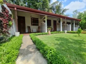 Crosscountry Inn - Minneriya, Sri Lanka